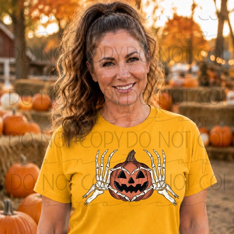 Heart Hand Pumpkin DTF Tshirt